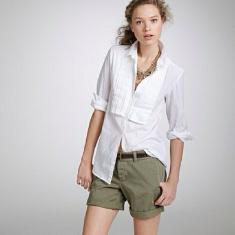 SOLD J. Crew | Broken In Boyfriend Shorts in Khaki - Picture 1 of 8